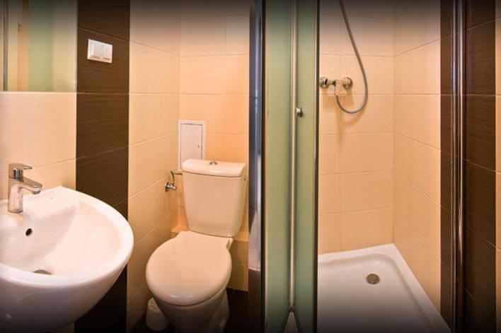 Avion Hotel ชวิดนิค ภายนอก รูปภาพ